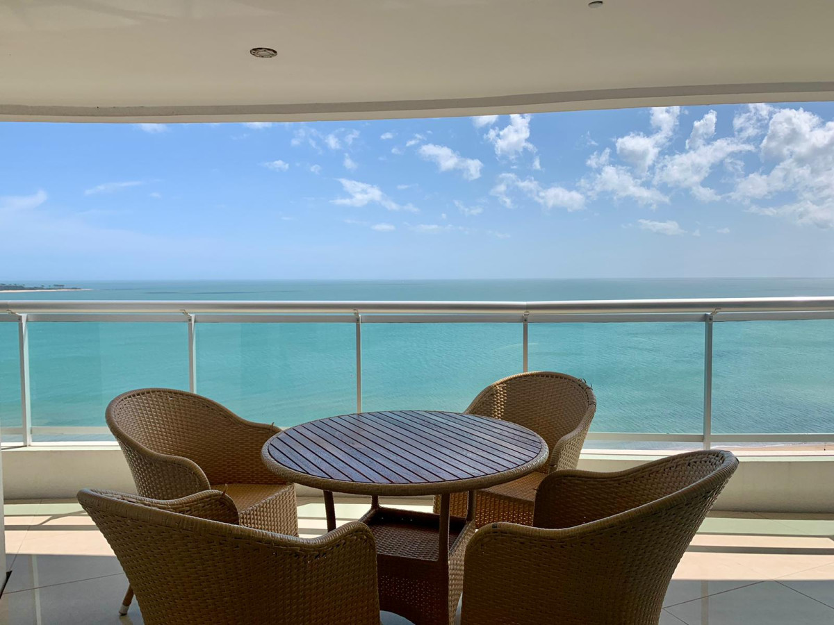 Apartamento de Lujo en Playa Mansa Torre Aquarela Punta del Este