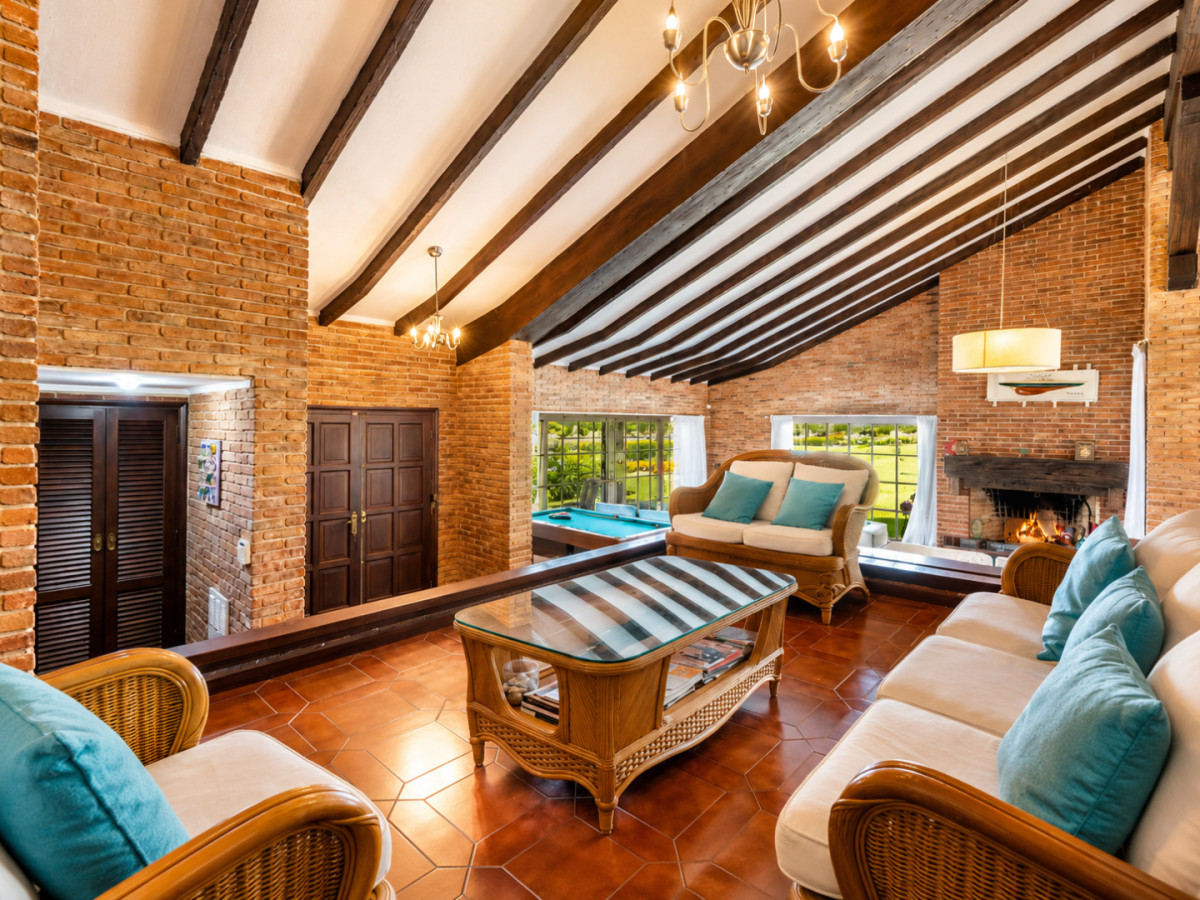 Casa Primea Fila Playa Brava