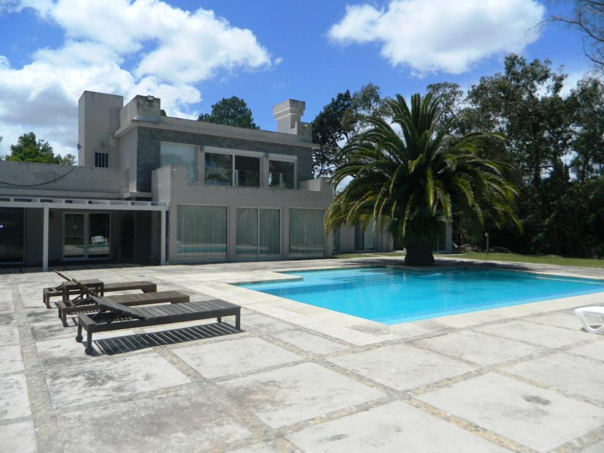 Espectacular casa de 4 Dormitorios con todas las comodidades