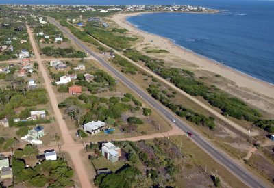 Excelente Lote en La Juanita Primera Linea