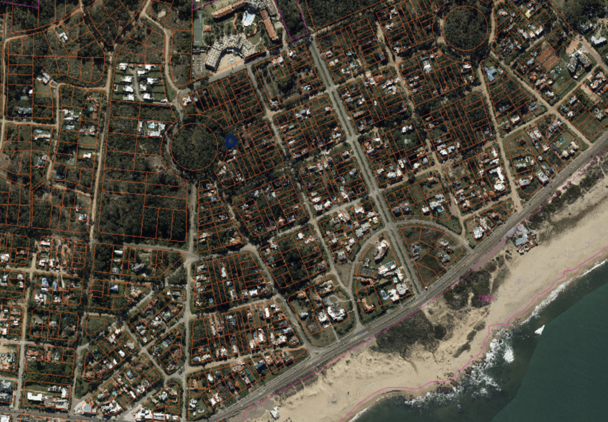 Terreno en Montoya próximo al mar