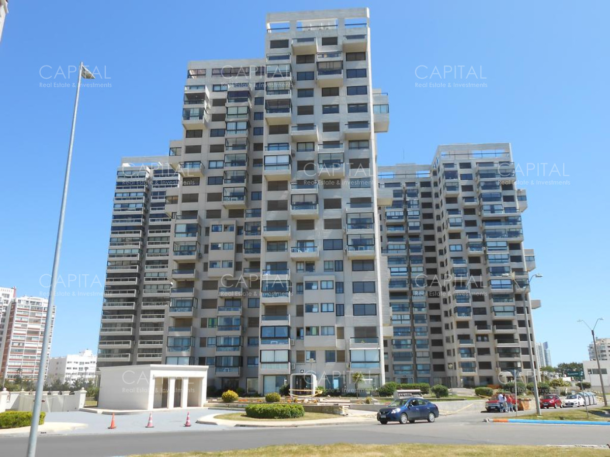 Parquemar center c, photo 1