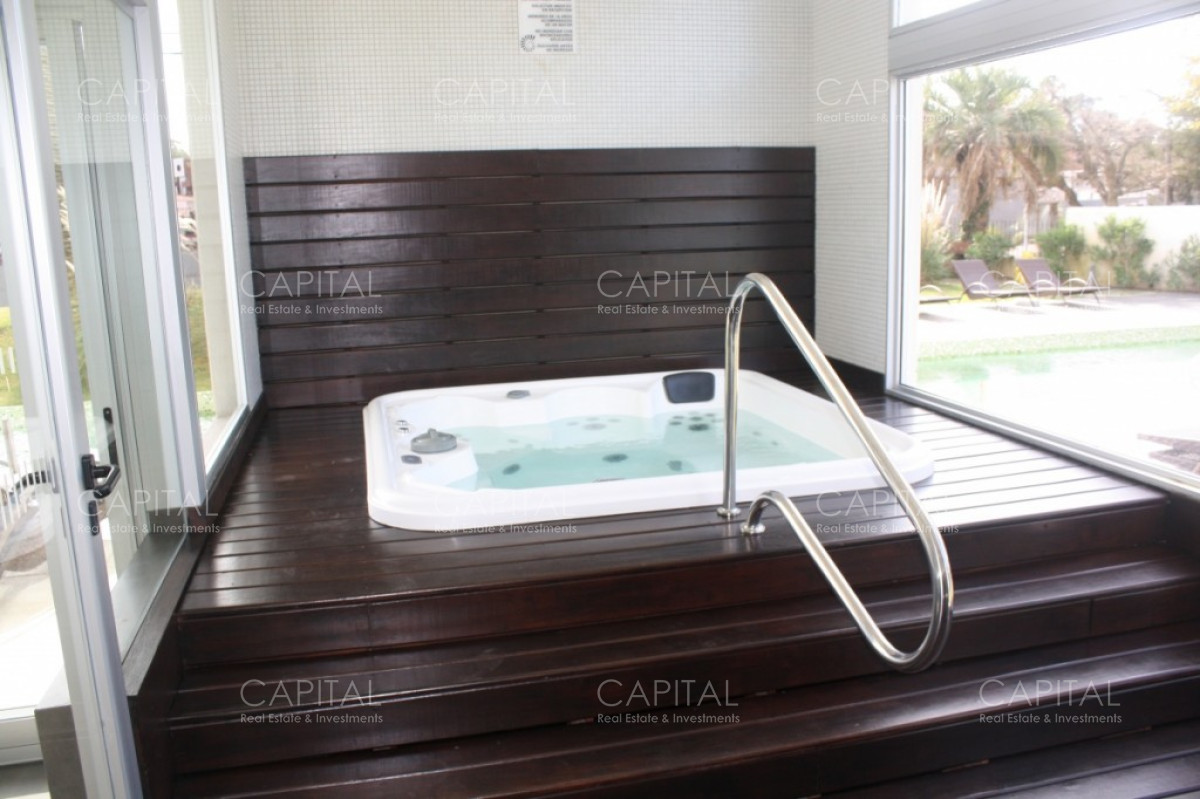 Gala tower, photo 4