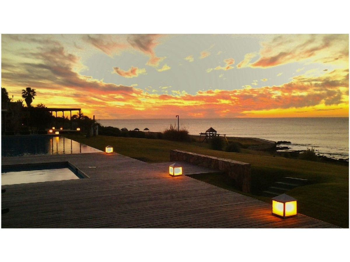 QUARTIER PUNTA BALLENA