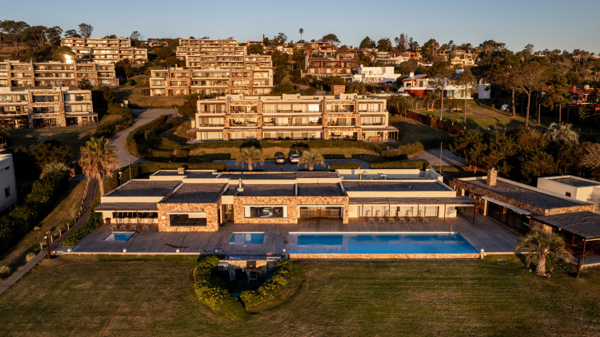 QUARTIER PUNTA BALLENA