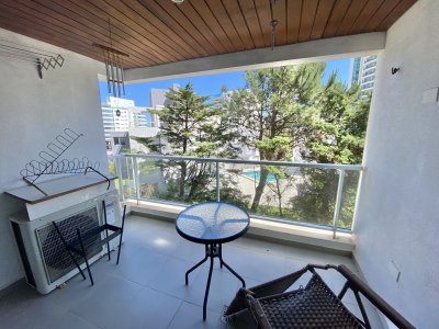 VENTA DE APARTAMENTO DE 2 DORMITORIOS EN BRAVA PUNTA DEL ESTE