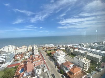 Apartamento en Peninsula, 3 dormitorios *