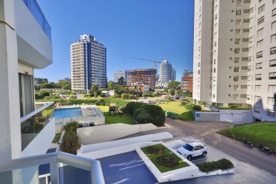 VENTA DE APARTAMENTO 2 DORMITORIOS EN TORRE MARINA II 