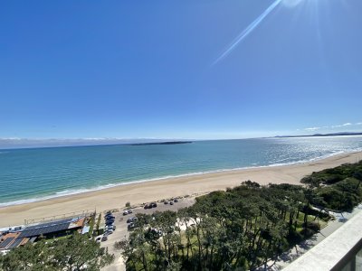 APARTAMENTO EN VENTA DE 2 DORMITORIOS + DEPENDENCIA - IMARANGATU