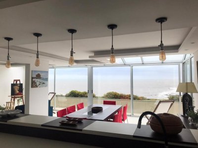 VENTA DE APARTAMENTO PENTHOUSE EN PENINSULA PUNTA DEL ESTE 