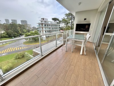 VENTA APARTAMENTO DE 2 DORMITORIOS MAS DEPENDENCIA EDIFICIO EMERALD