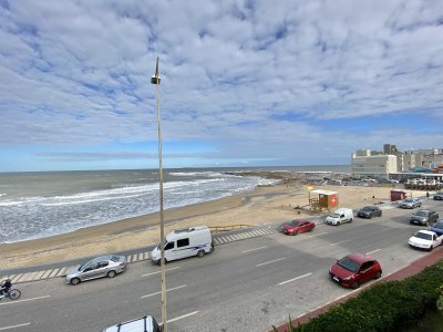 VENTA APARTAMENTO 3 DORMITORIOS EDIFICIO LOBOS
