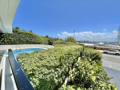 VENTA DE APARTAMENTO DE 3 DORMITORIOS FRENTE AL PUERTO EN PUNTA DEL ESTE 