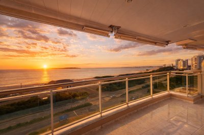 APARTAMENTO EN VENTA 3 DORMITORIOS - CORAL TOWER