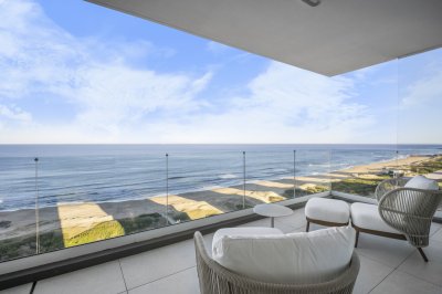Le Parc Punta del Este Torre IV  Exclusiva planta unificada frente al mar