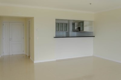 Apartamento en venta 3 dormitorios con vista al mar en Punta del Este