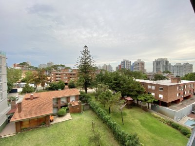 Venta Apartamento 3 dormitorios Torre del mar Playa Mansa 