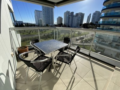 APARTAMENTO EN VENTA 3 DORMITORIOS EDIFICIO TORRE DEL MAR