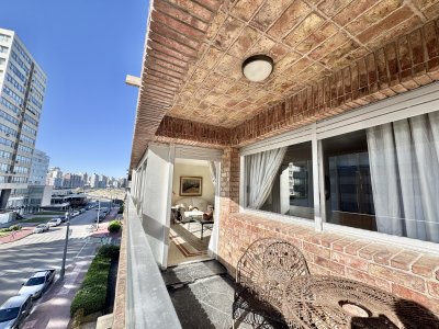APARTAMENTO DUPLEX EN VENTA 3 DORMITORIOS - PORTO SANTO