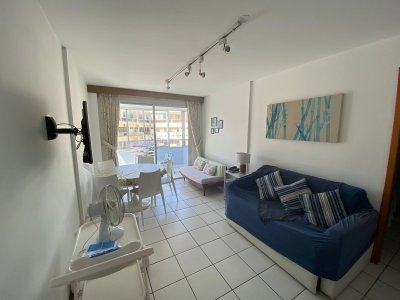 APARTAMENTO EN VENTA DE 1 DORMITORIO EN PLAYA MANSA