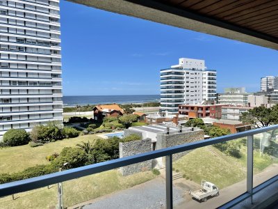 VENTA APARTAMENTO 2 DORMITORIOS BRAVA EDIFICIO VISTA BRAVA