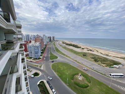 VENTA APTO 3 DORMITORIOS PENINSULA PUNTA DEL ESTE EDIFICIO IMPERIALE