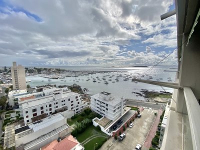 APARTAMENTO EN VENTA DE 3 DORMITORIOS 3 BAÑOS 2 EN SUITE EN PENÍNSULA 