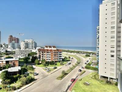 VENTA APARTAMENTO 2 DORMITORIOS EDIFICIO TORRE MARINA I