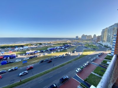 VENTA APTO 2 DORMITORIOS Y MEDIO BRAVA PUNTA DEL ESTE