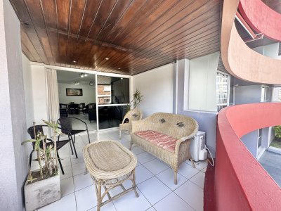 APARTAMENTO EN VENTA DE 2 DORMITORIOS + DEPENDENCIA - SCORPIO