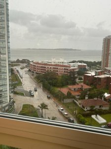 VENTA APARTAMENTO 3 DORMITORIOS MAS DEPENDENCIA EDIFICIO MIAMI BOULEVARD II