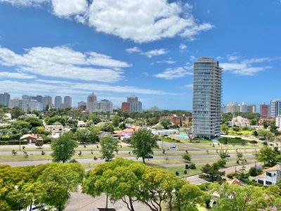 VENTA DE APARTAMENTO DE 2 DORMITORIOS EN EDIFICIO MIAMI BOULEVARD II