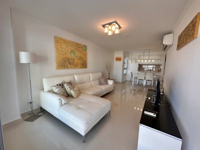 ALQUILER TEMPORAL APARTAMENTO 2 DORMITORIOS Y 2 BAÑOS MIAMI BOULEVARD