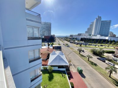 APARTAMENTO EN ALQUILER TEMPORAL 2 DORMITORIOS 2 BAÑOS 1 EN SUITE EN CAP FERRAT