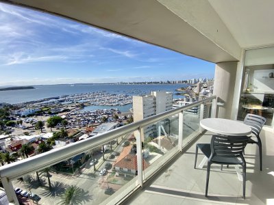 APARTAMENTO EN VENTA 3 DORMITORIOS 2 BAÑOS EN TORRE PLAZA