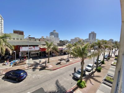 ALQUILER TEMPORAL APARTAMENTO 2 DORMITORIOS SOBRE GORLERO EDIFICIO LA NAVE