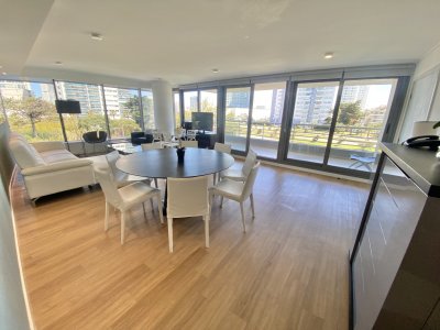 VENTA APARTAMENTO DE 3 DORMITORIOS EDIFICIO ALEXANDER BOULEVARD