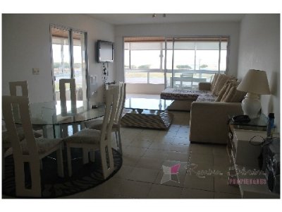 Apartamento en Brava, 3 dormitorios 