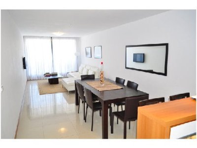 Apartamento en Roosevelt, 1 dormitorio y medio 