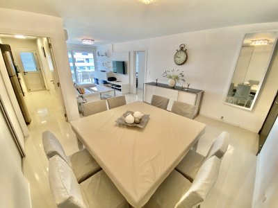 ALQUILER TEMPORARIO DE APARTAMENTO DE 2 DORMITORIOS EN ICON BRAVA