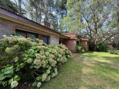 VENTA DE GRAN TERRENO MARLY PUNTA DEL ESTE