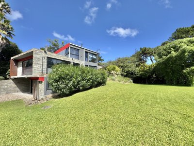 CASA EN VENTA 2 DORMITORIOS Y DEPENDENCIA - RINCON DEL INDIO