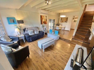 VENTA CASA 4 DORMITORIOS SOLANAS PUNTA BALLENA
