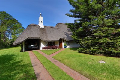 VENTA CASA 3 DORMITORIOS PLAYA MANSA PUNTA DEL ESTE