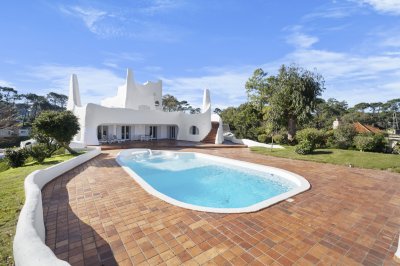Exclusiva propiedad en San Rafael, Pueblo Blanco - Punta del Este  
