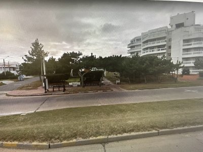 VENTA DE LOTE EN MANSA PUNTA DEL ESTE 