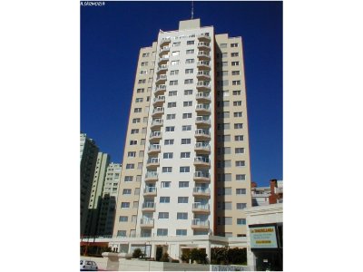 VENTA DE APARTAMENTO DE 2 DORMITORIOS EN BRAVA PUNTA DEL ESTE 