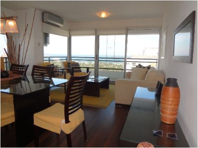 Apartamento venta sobre avenida Roosevelt, 3 dormitorios, vistas plenas al mar