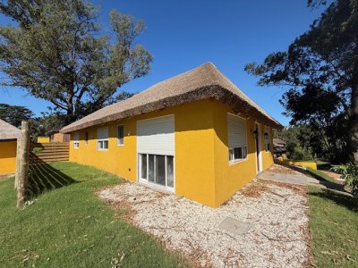 VENTA - Casa de reciente construcción a estrenar!