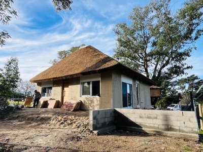 VENTA - Casas en construcción a estrenar pronto!